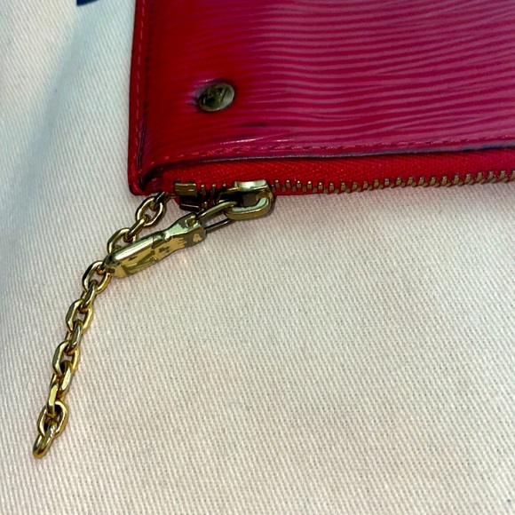 Louis Vuitton Epi - Picture 5 of 7